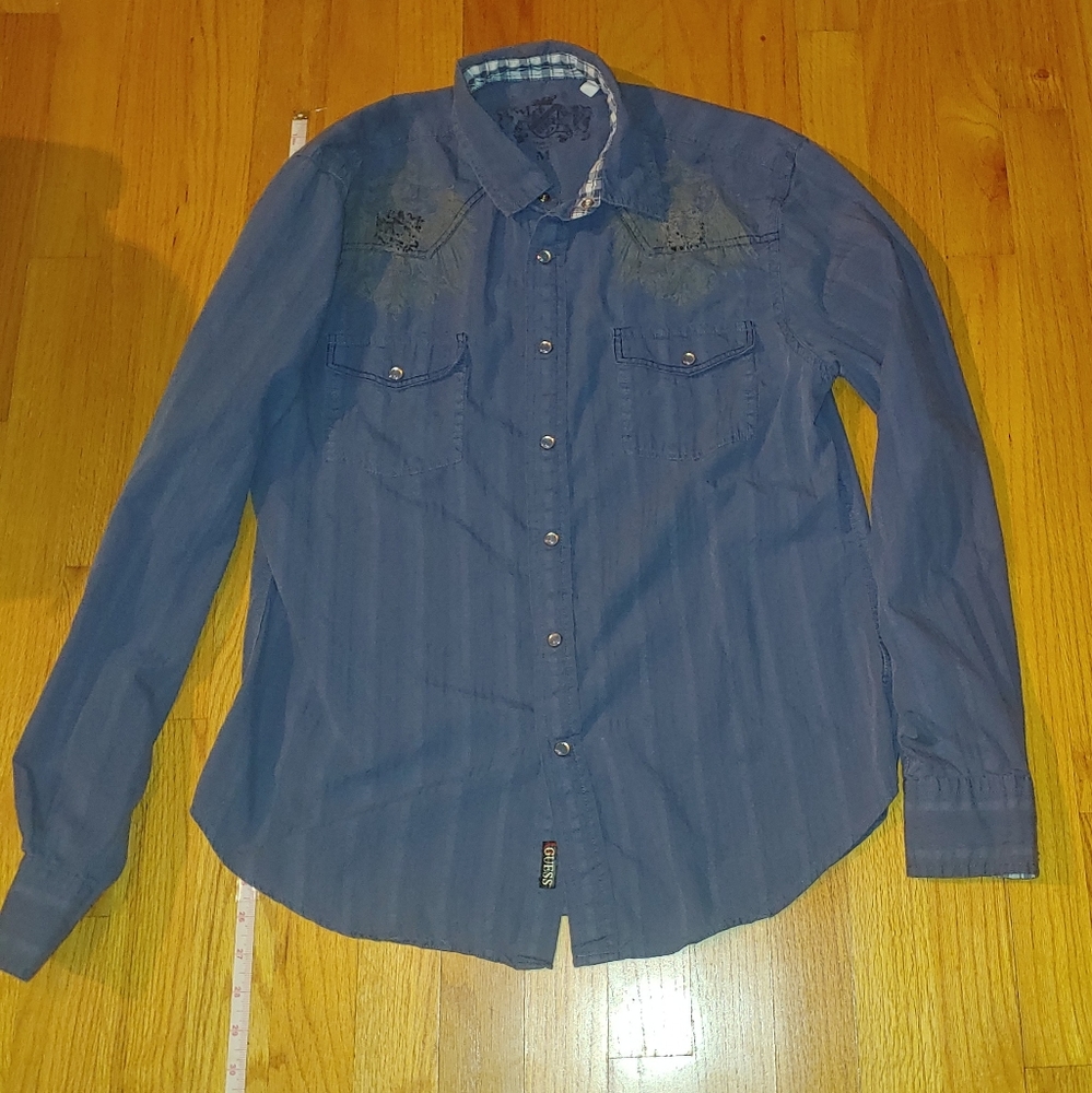 $5 Guess Blue Collared Bird Shirt MEDIUM